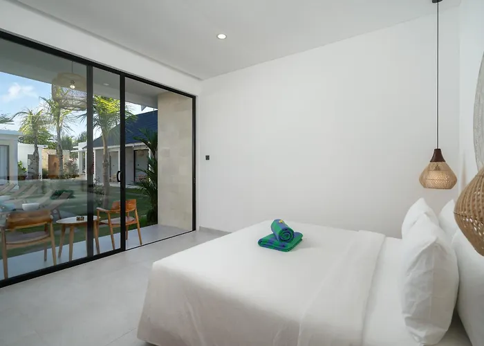 Bed & Breakfast Kubu Kaca *